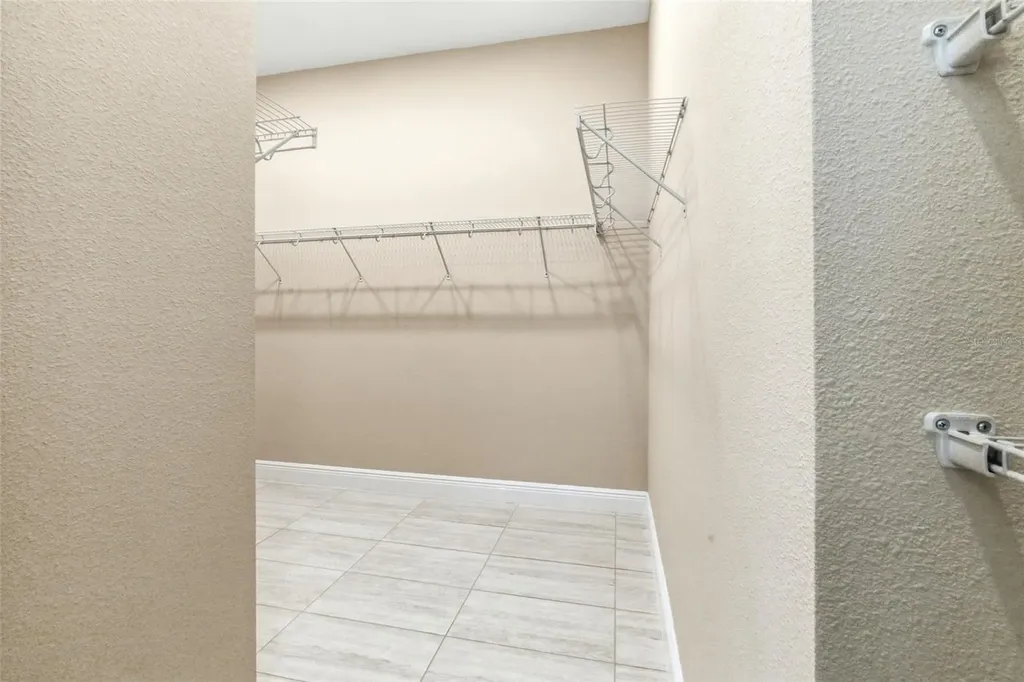 14907 Tavares Mill Avenue Lithia FL 33547