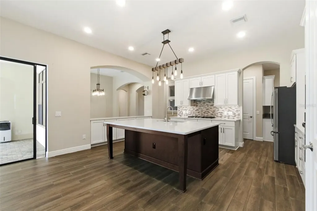 14907 Tavares Mill Avenue Lithia FL 33547