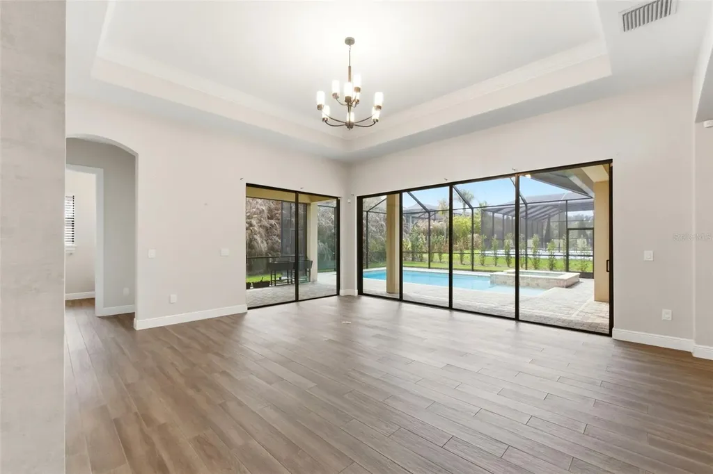 14907 Tavares Mill Avenue Lithia FL 33547