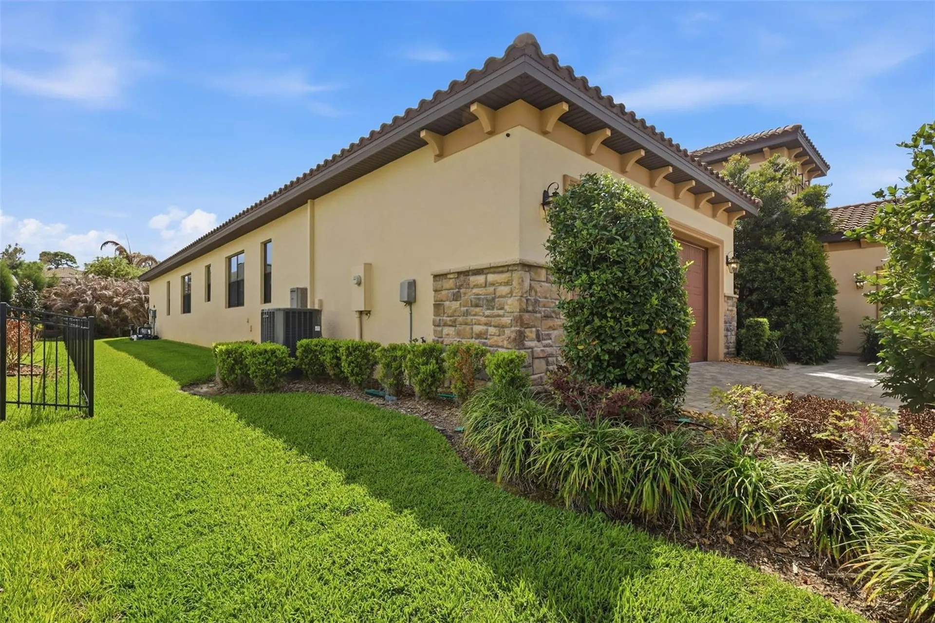 14907 Tavares Mill Avenue Lithia FL 33547