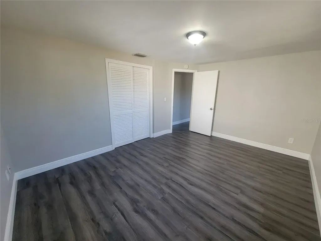 4214 Ridgefield Avenue Holiday FL 34691