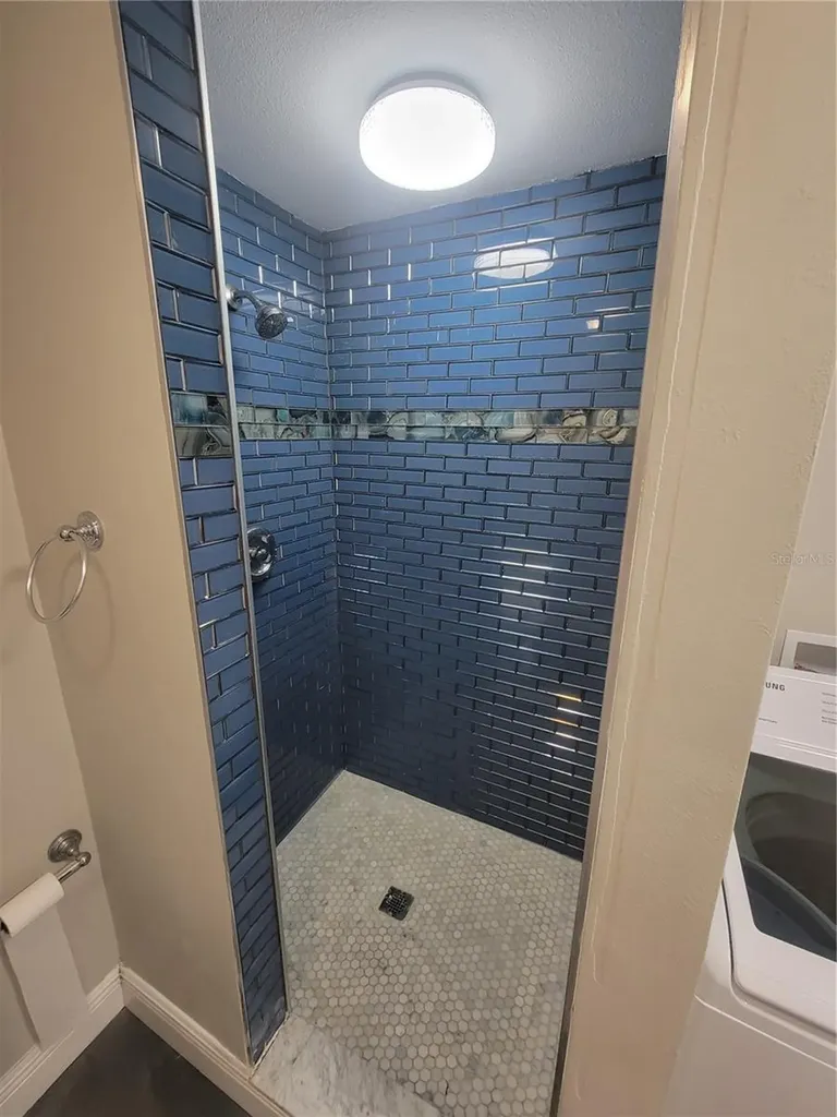 4214 Ridgefield Avenue Holiday FL 34691