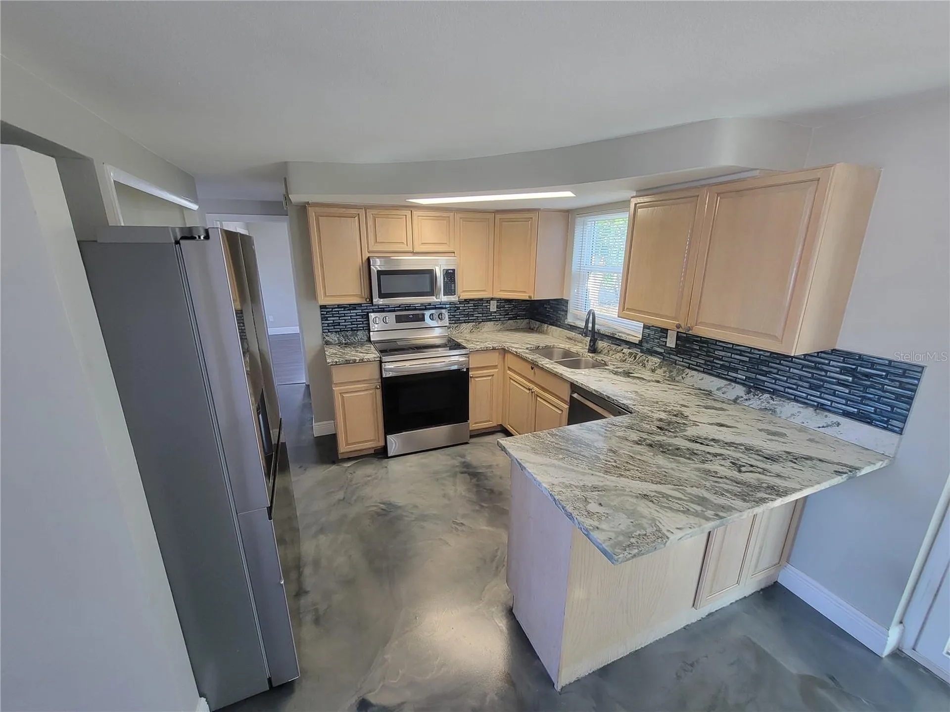 4214 Ridgefield Avenue Holiday FL 34691