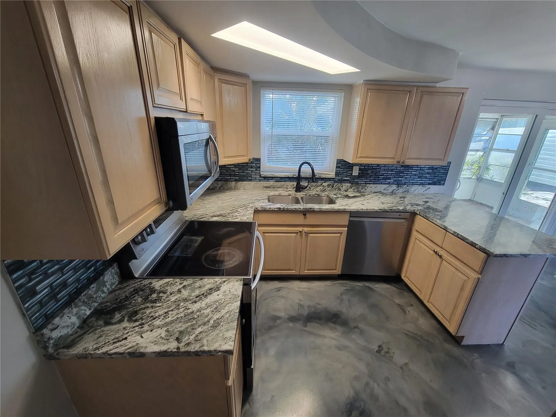 4214 Ridgefield Avenue Holiday FL 34691