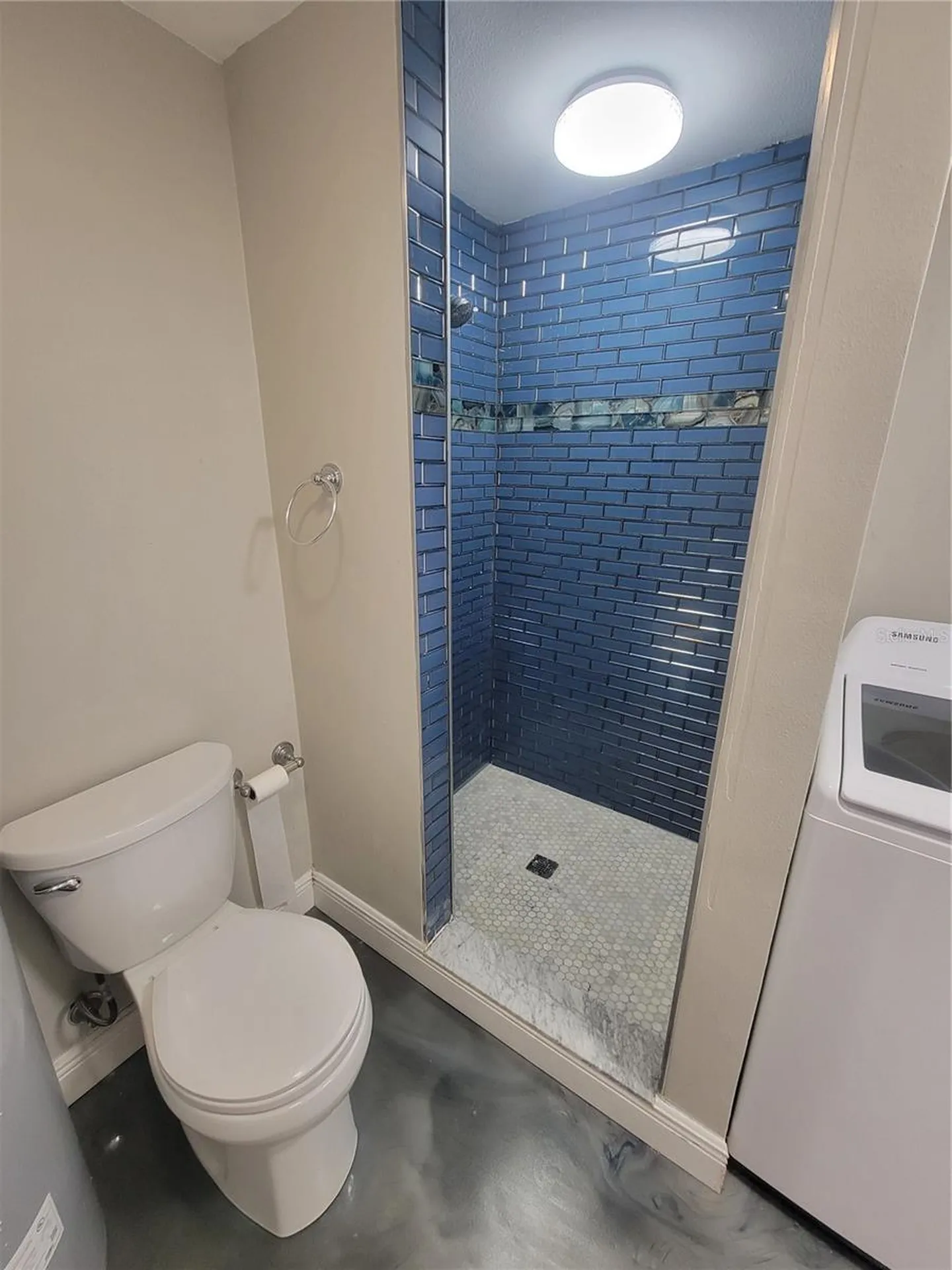 4214 Ridgefield Avenue Holiday FL 34691
