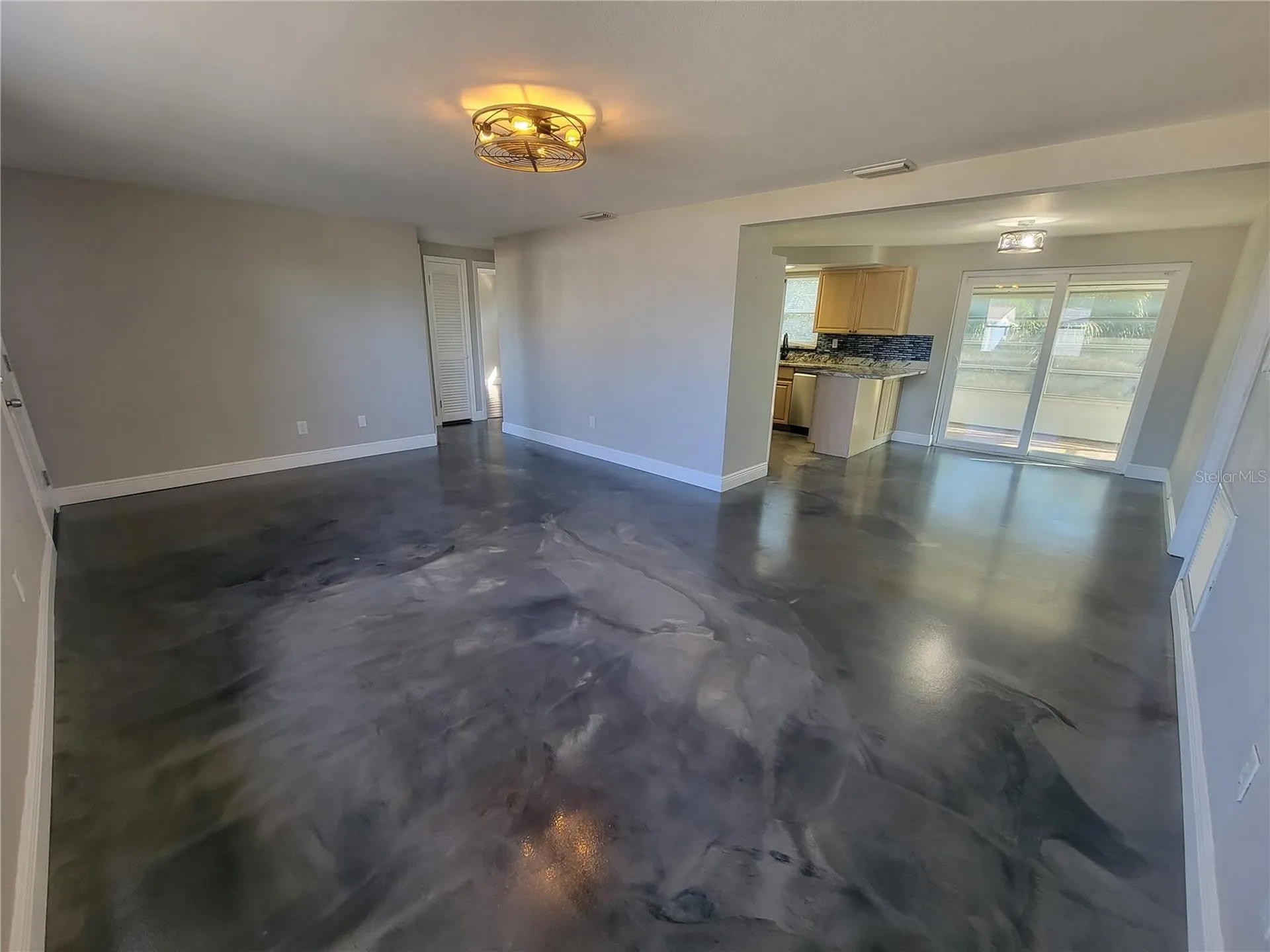 4214 Ridgefield Avenue Holiday FL 34691