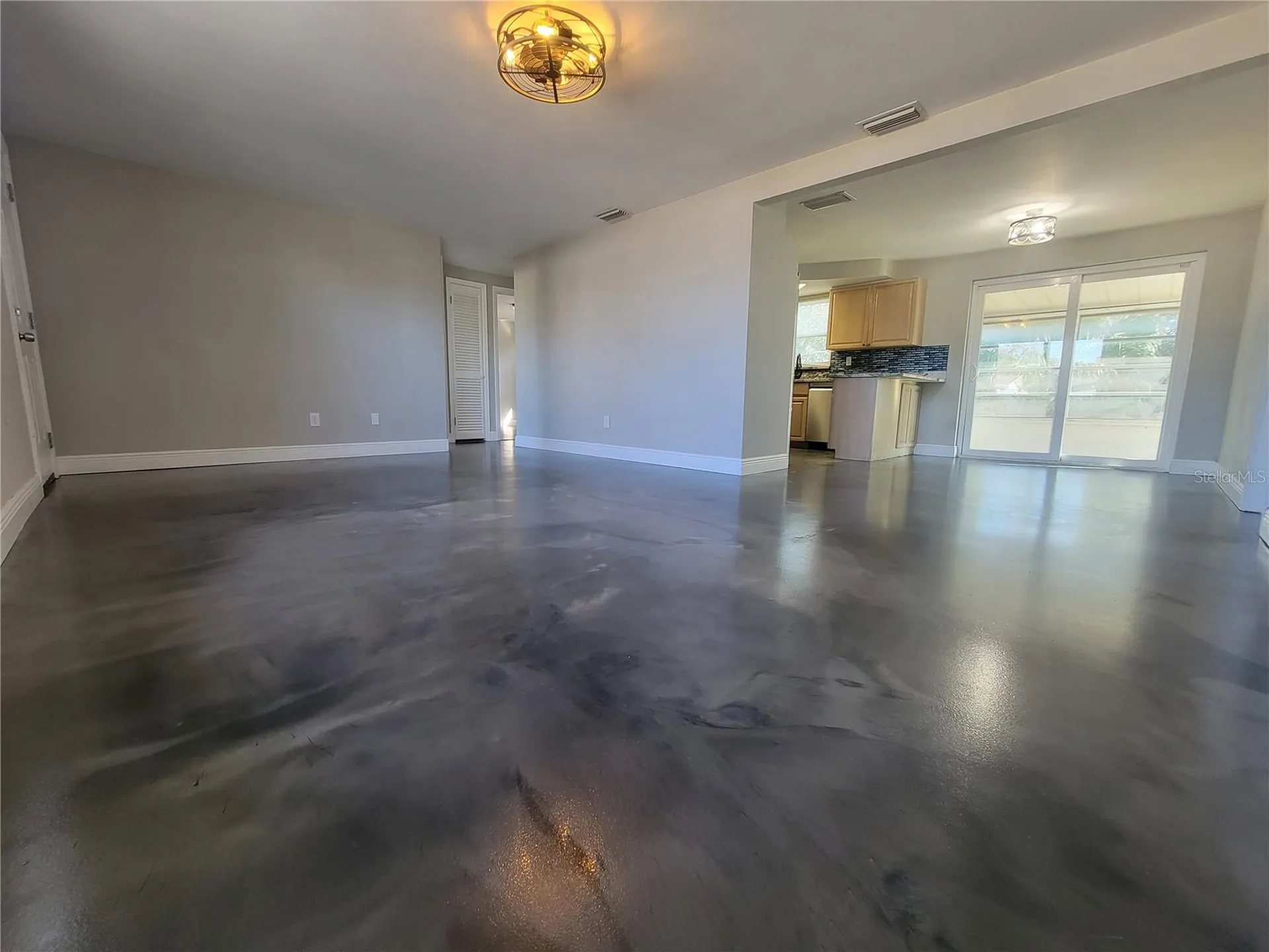 4214 Ridgefield Avenue Holiday FL 34691