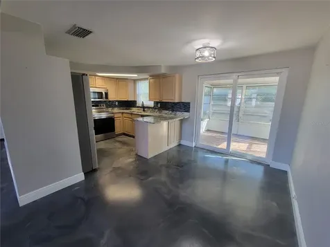 4214 Ridgefield Avenue Holiday FL 34691