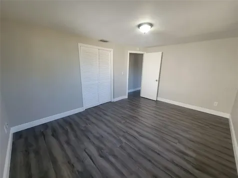 4214 Ridgefield Avenue Holiday FL 34691