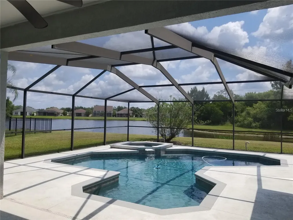 6218 Bridgevista Drive Lithia FL 33547