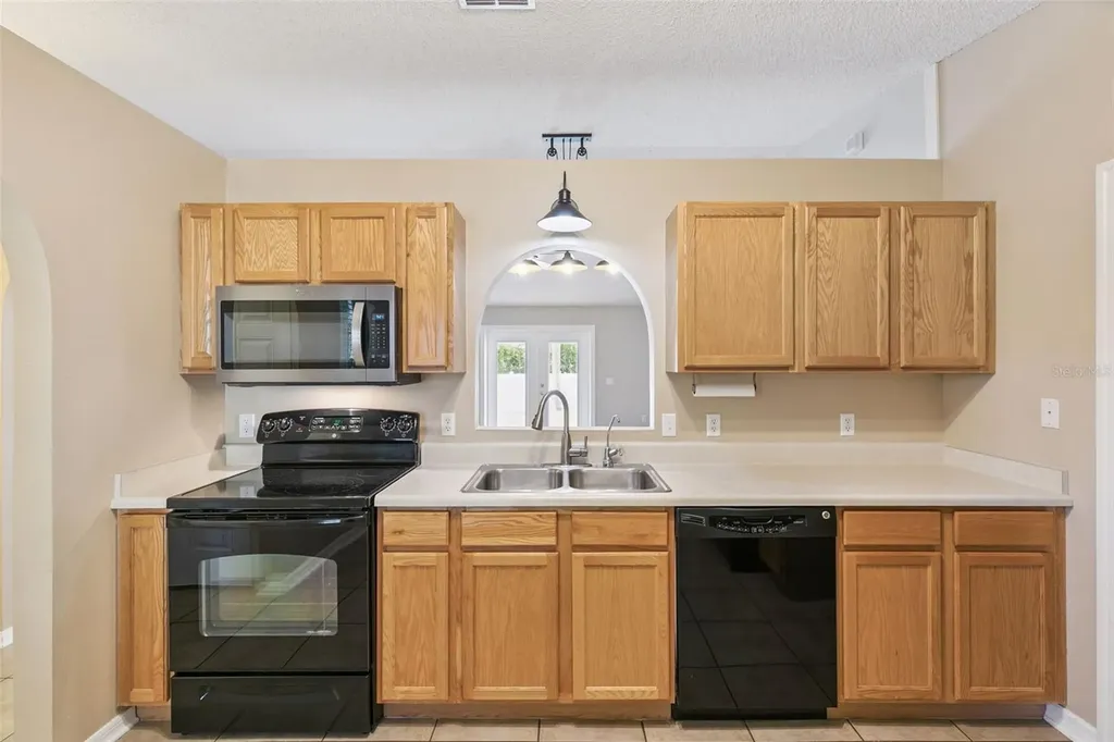5230 Silver Thistle Lane St Cloud FL 34772