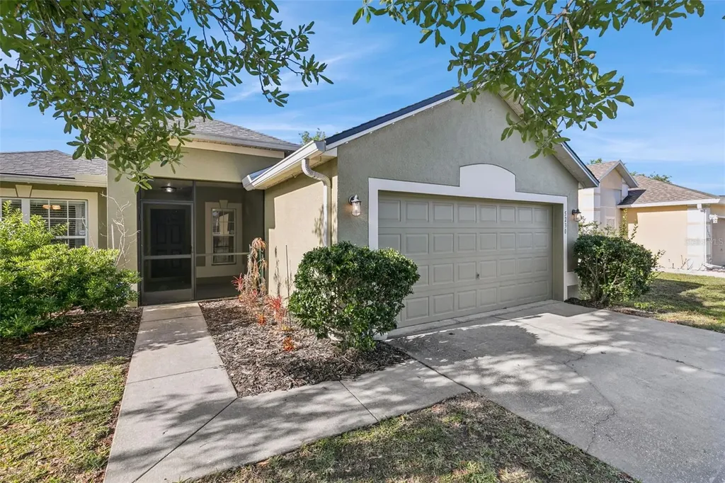 5230 Silver Thistle Lane St Cloud FL 34772