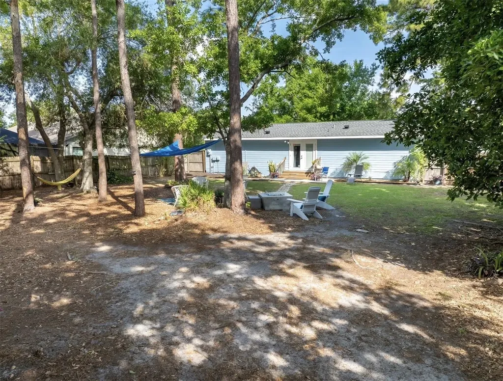 4045 Palau Drive Sarasota FL 34241