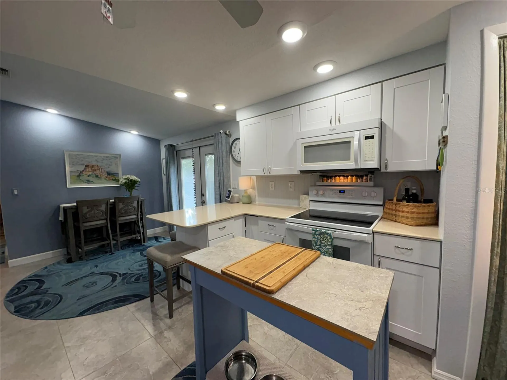 4045 Palau Drive Sarasota FL 34241