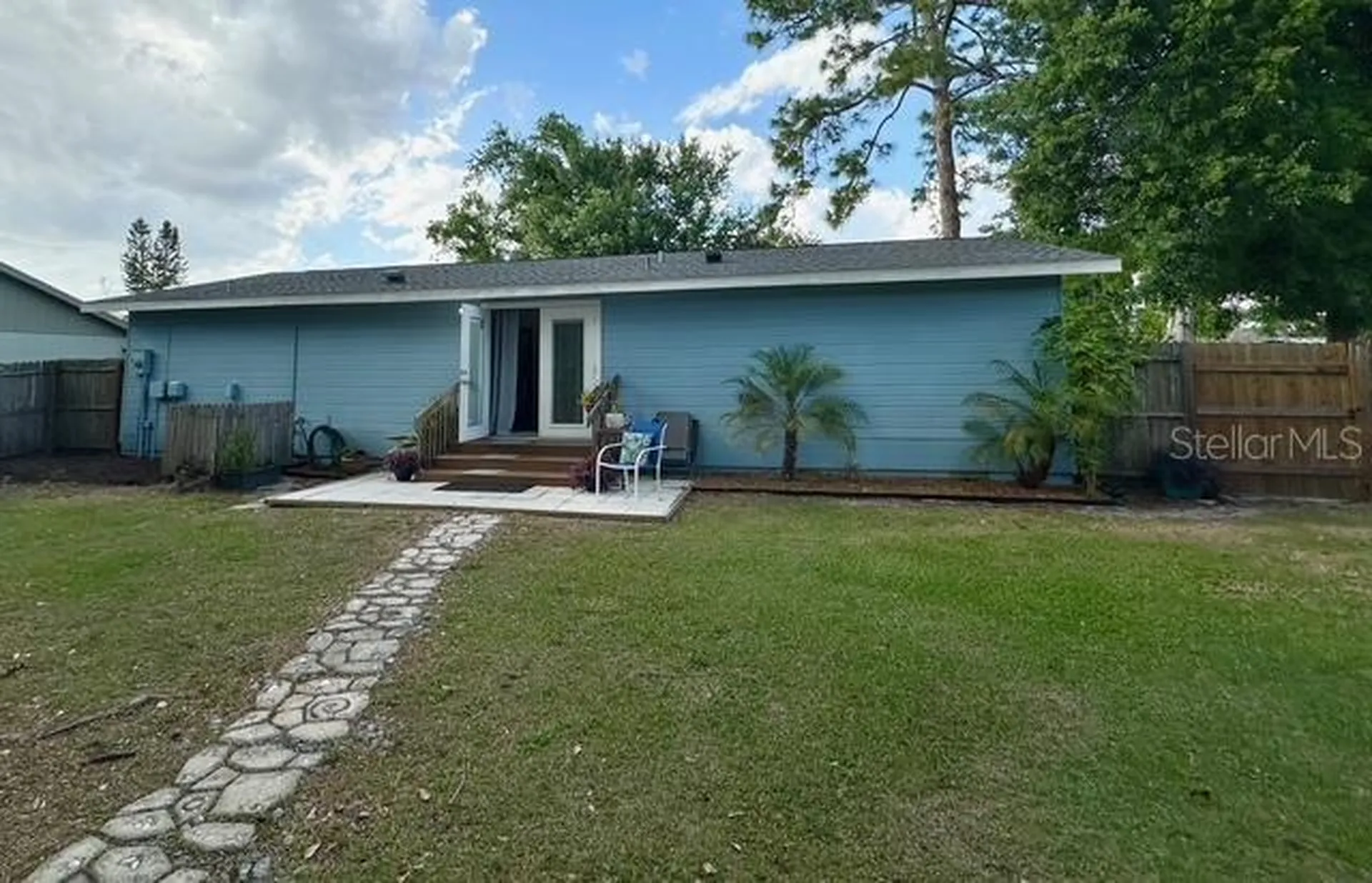 4045 Palau Drive Sarasota FL 34241