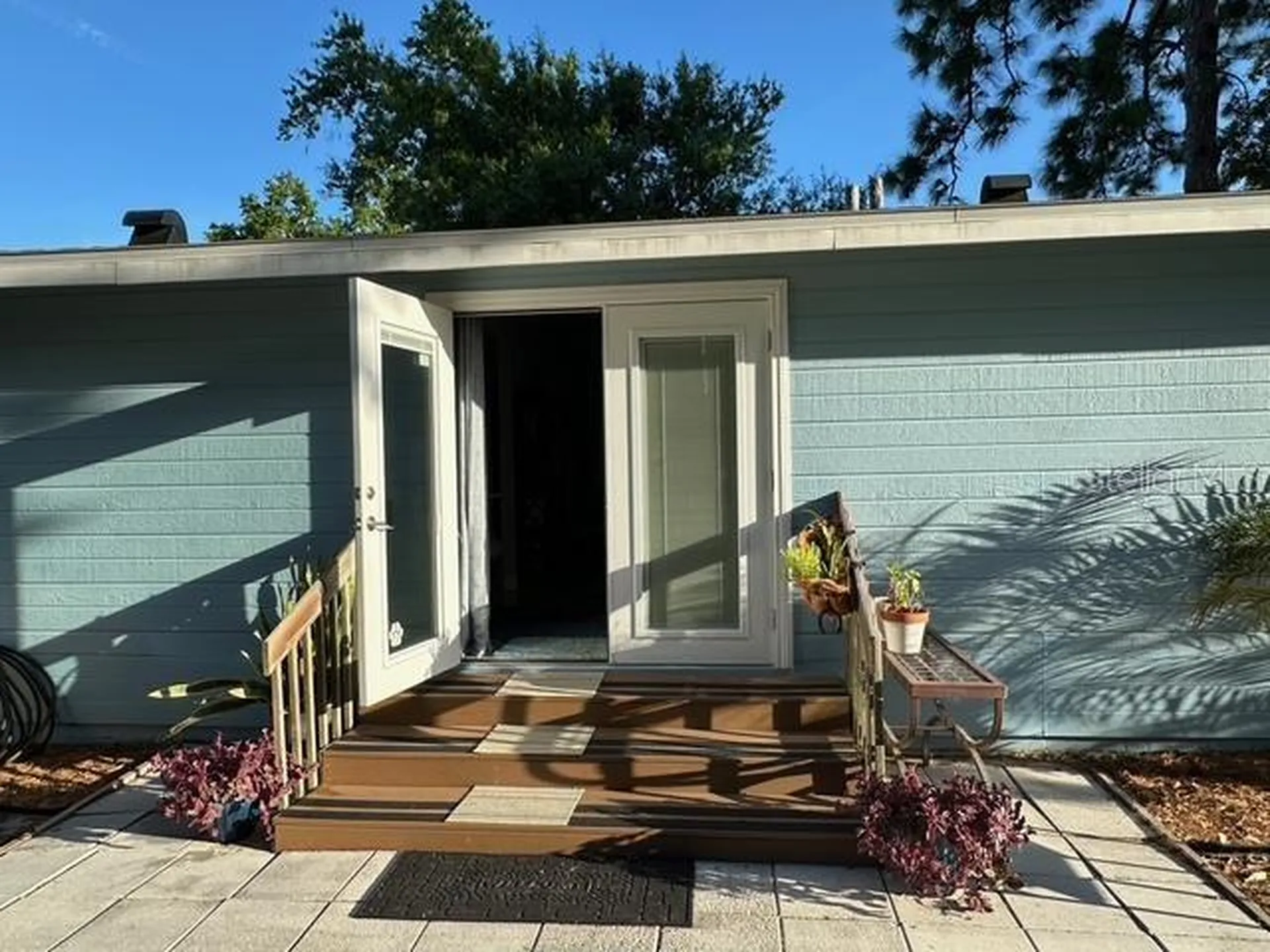 4045 Palau Drive Sarasota FL 34241