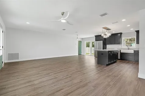 261 S Main Street Bunnell FL 32110