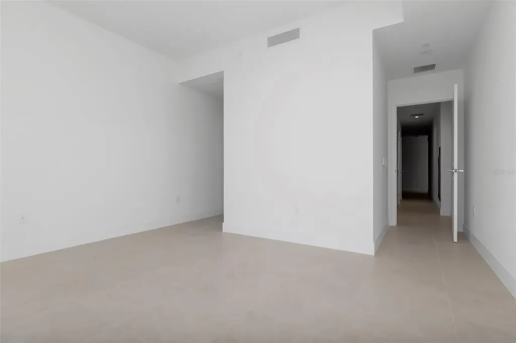 3015 S Ysabella Avenue Tampa FL 33629