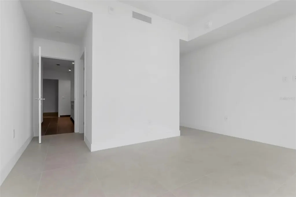 3015 S Ysabella Avenue Tampa FL 33629