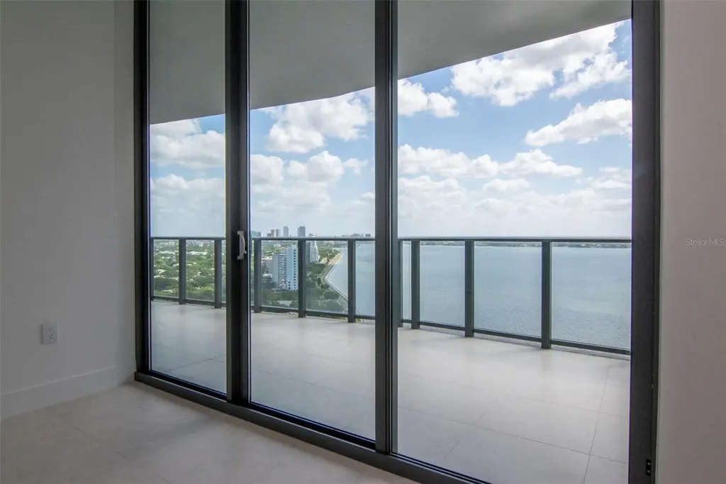 3015 S Ysabella Avenue Tampa FL 33629