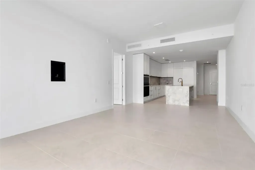 3015 S Ysabella Avenue Tampa FL 33629