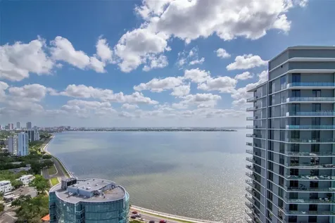 3015 S Ysabella Avenue Tampa FL 33629