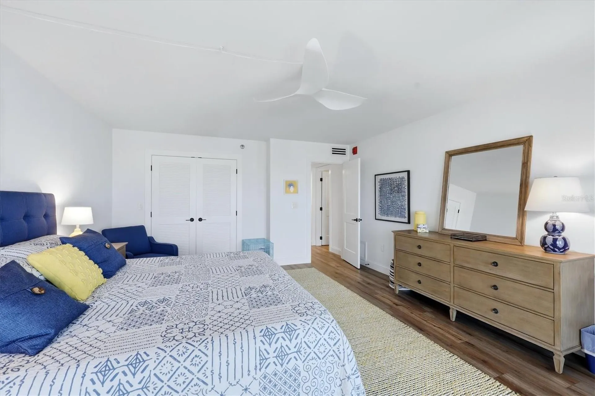 1001 Benjamin Franklin Drive Sarasota FL 34236