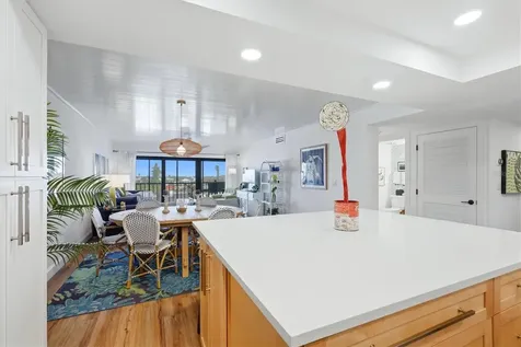 1001 Benjamin Franklin Drive Sarasota FL 34236