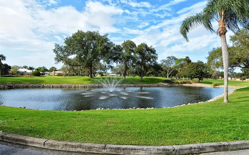 1024 Deer Run Venice FL 34293