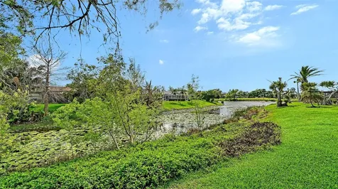 1024 Deer Run Venice FL 34293