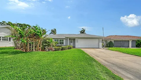 1024 Deer Run Venice FL 34293