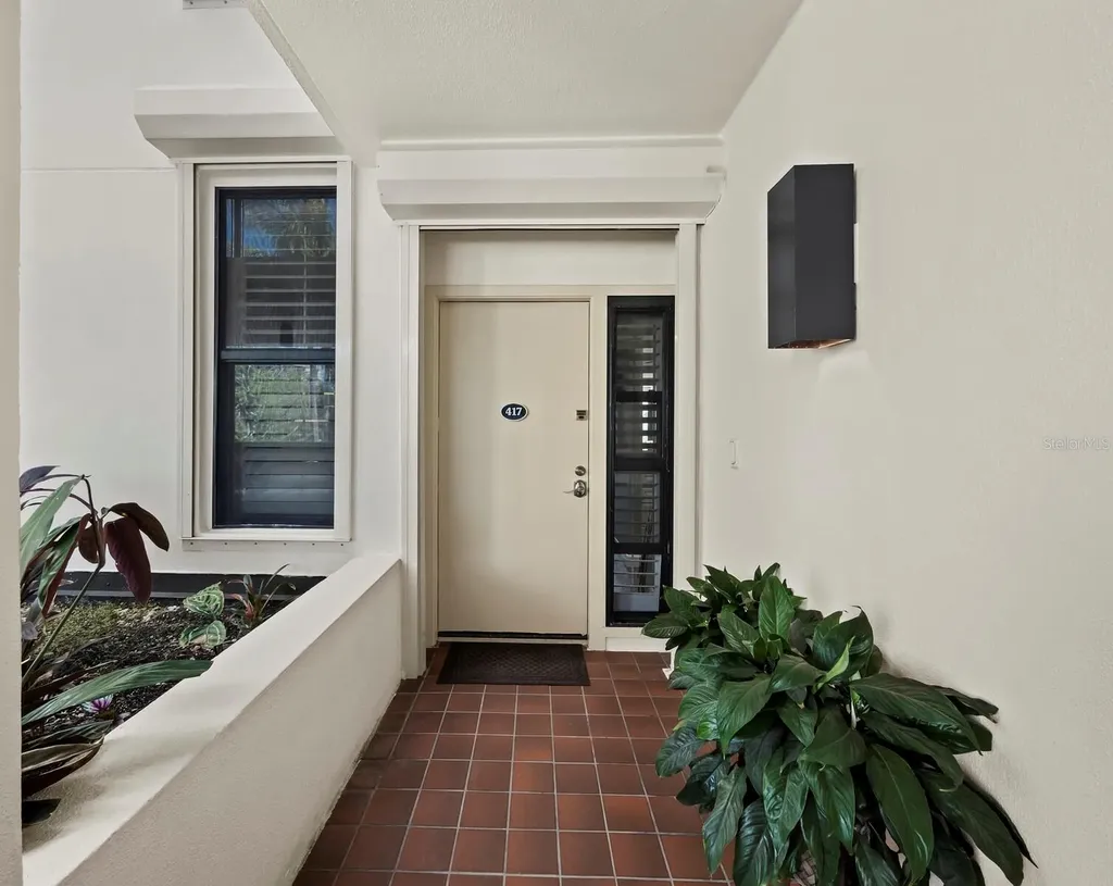 2020 Harbourside Drive Longboat Key FL 34228