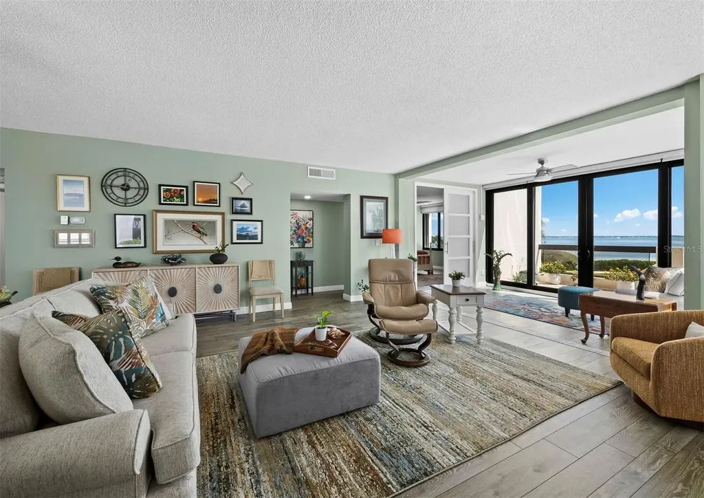 2020 Harbourside Drive Longboat Key FL 34228