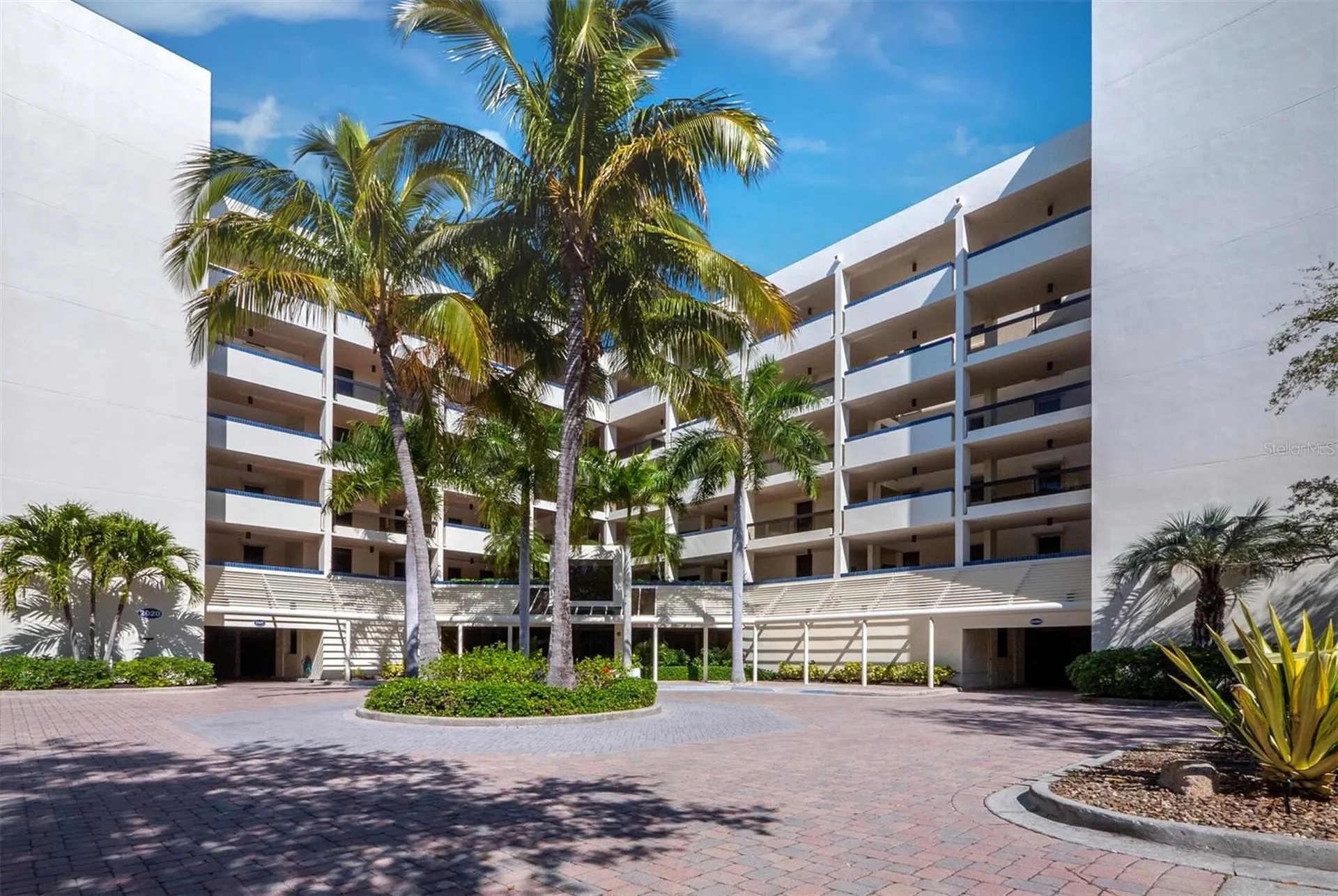 2020 Harbourside Drive Longboat Key FL 34228