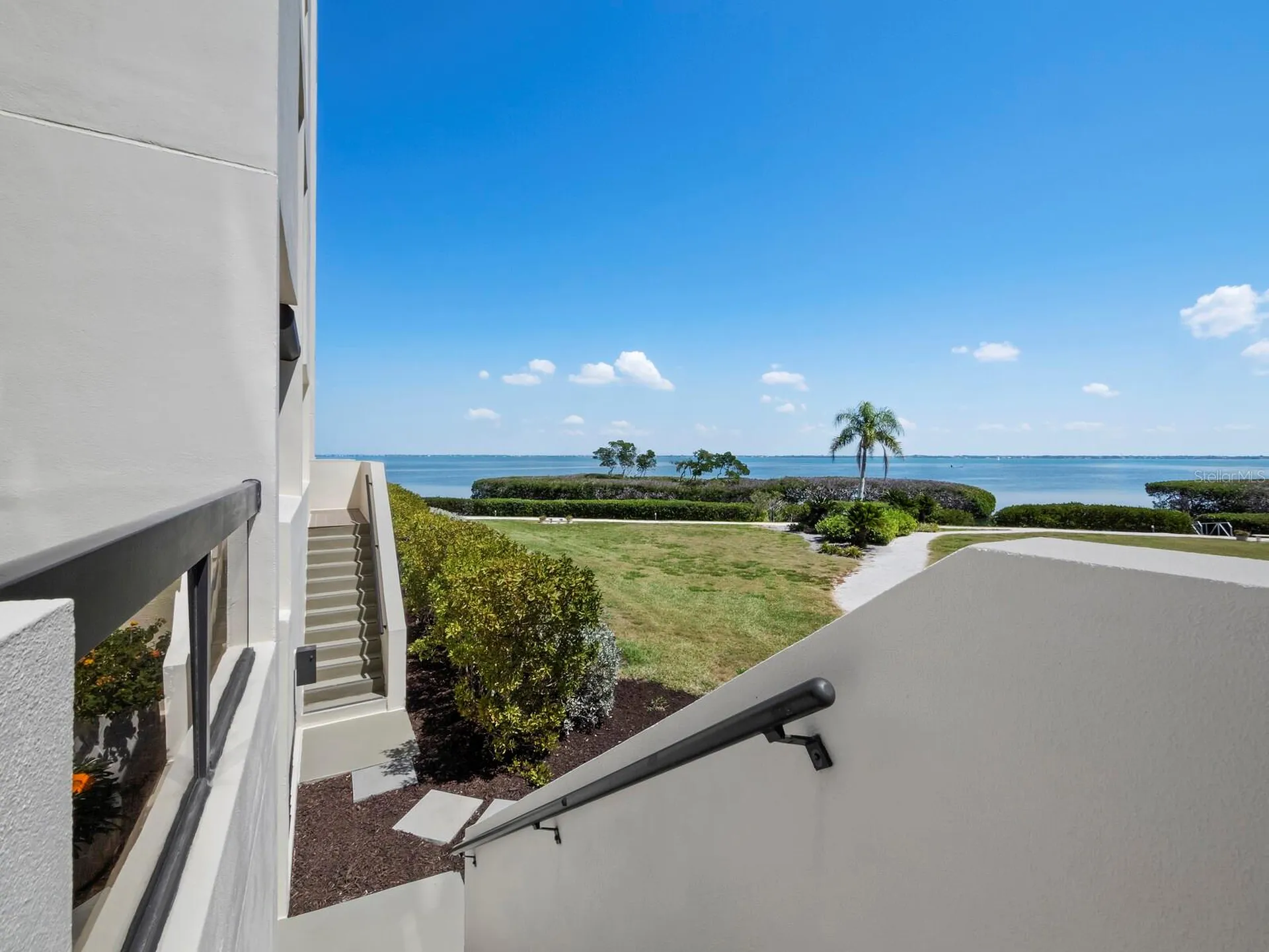 2020 Harbourside Drive Longboat Key FL 34228