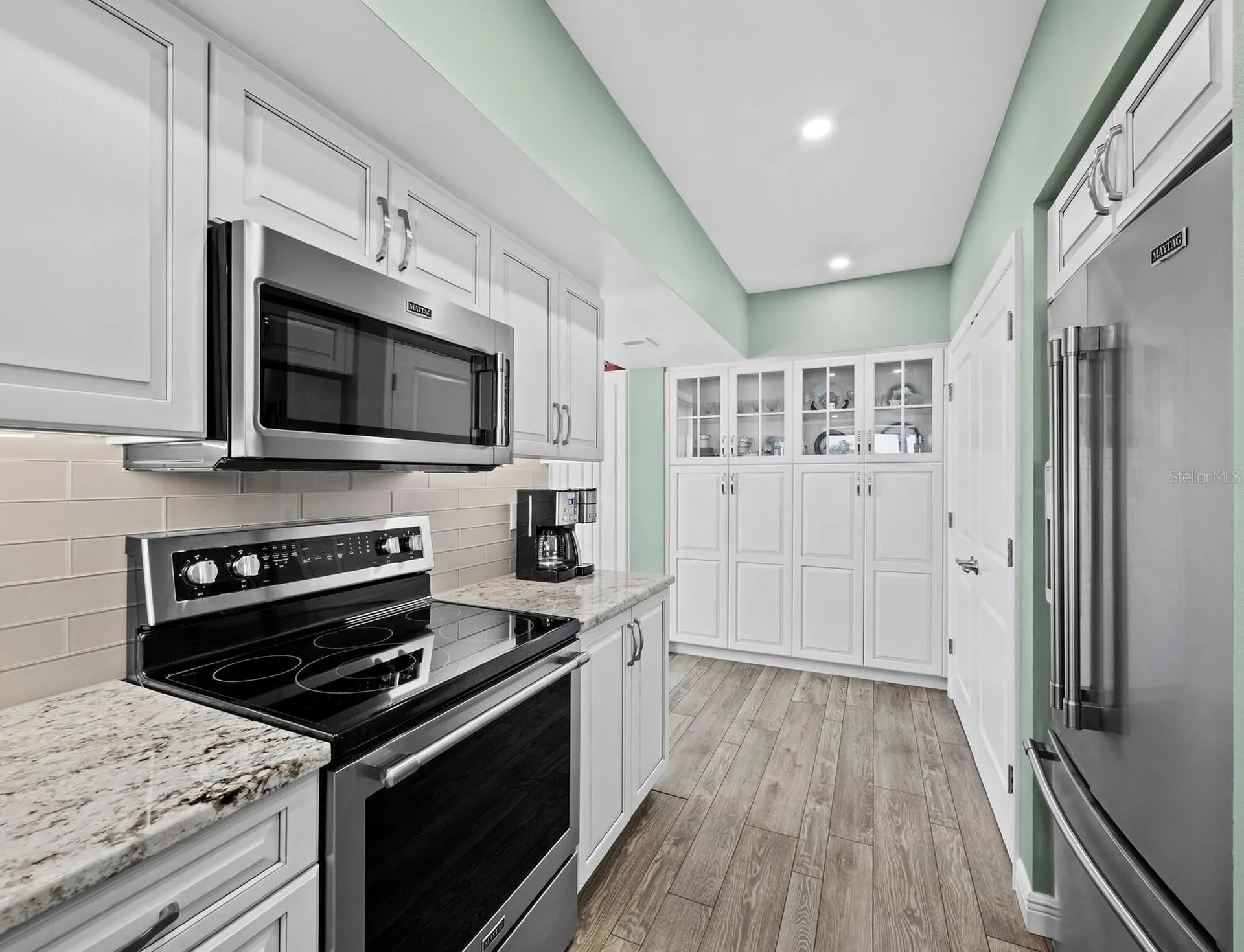 2020 Harbourside Drive Longboat Key FL 34228