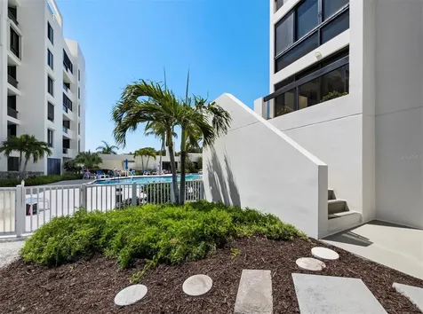 2020 Harbourside Drive Longboat Key FL 34228