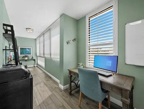 2020 Harbourside Drive Longboat Key FL 34228