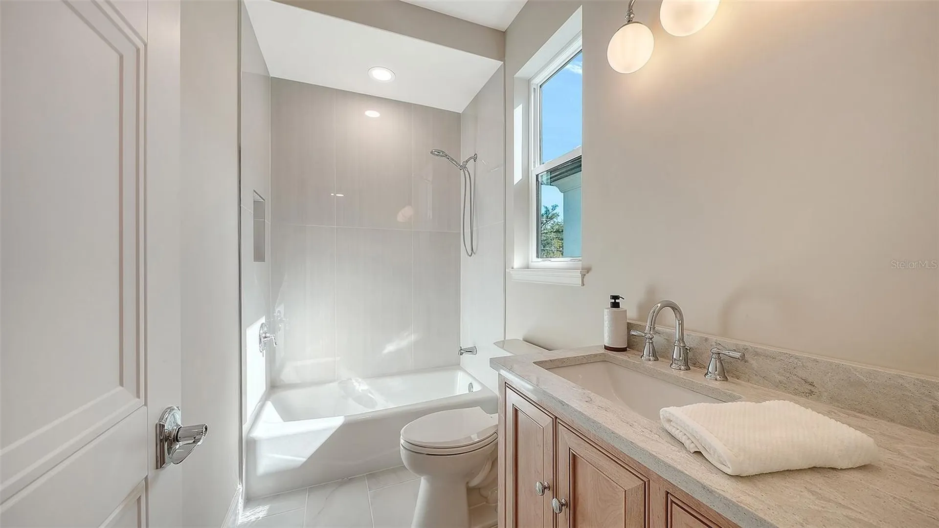 1850 Webber Street Sarasota FL 34239