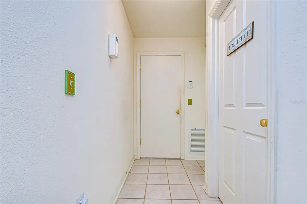 1832 Sassafras Drive Wesley Chapel FL 33543