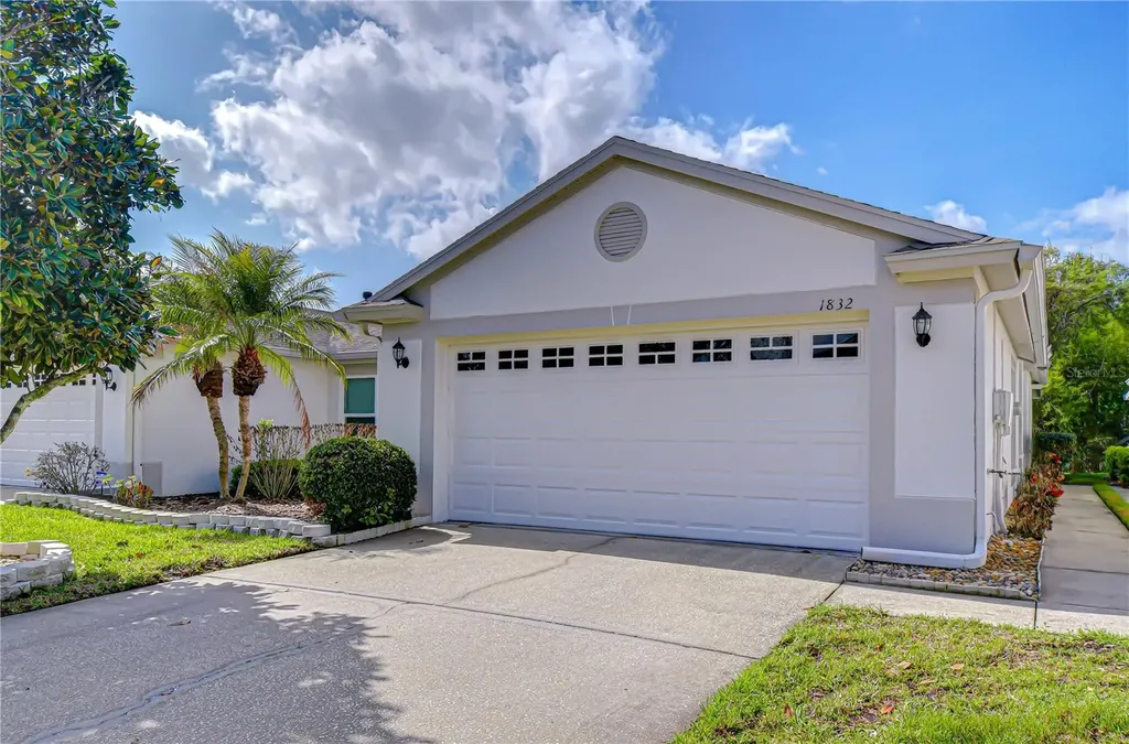 1832 Sassafras Drive Wesley Chapel FL 33543