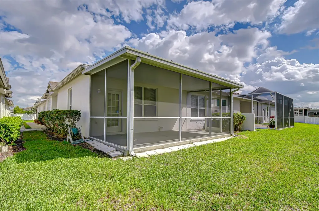 1832 Sassafras Drive Wesley Chapel FL 33543