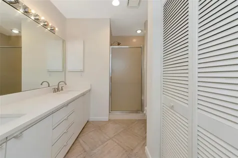 4518 S Ascot Circle Sarasota FL 34235