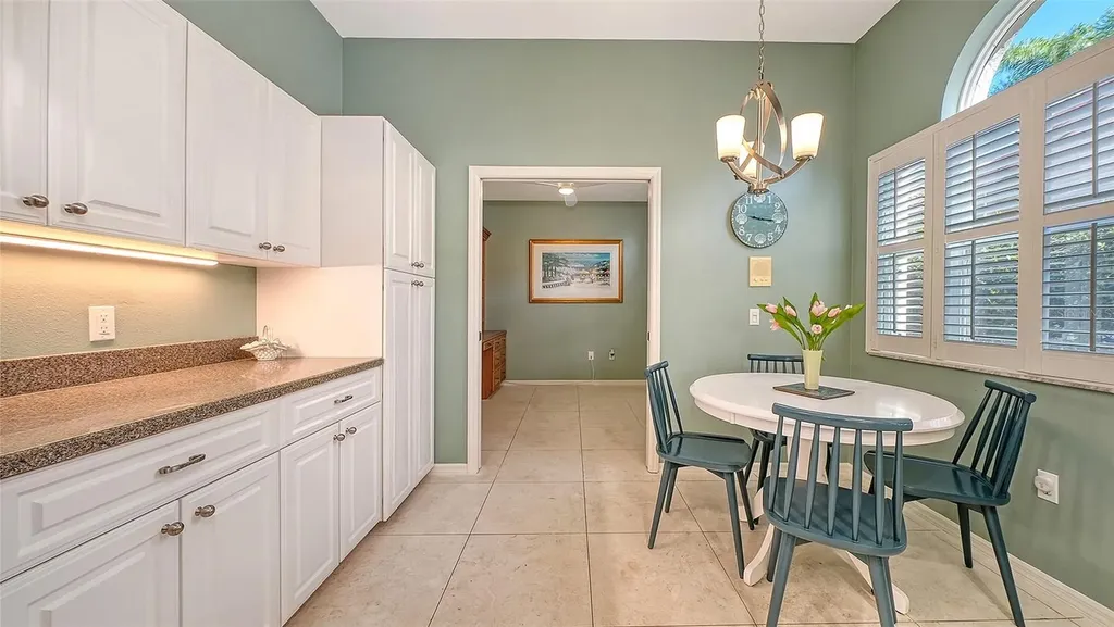 3410 Chelmsford Court Sarasota FL 34235