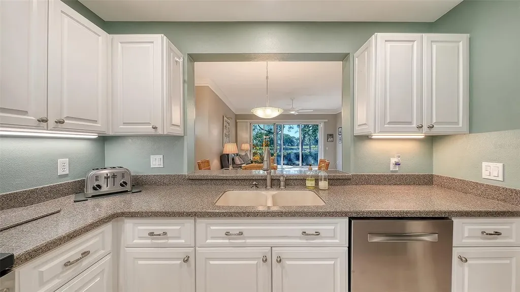3410 Chelmsford Court Sarasota FL 34235