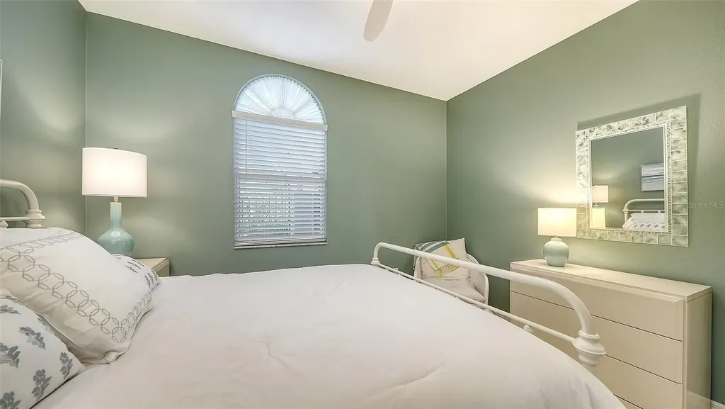 3410 Chelmsford Court Sarasota FL 34235