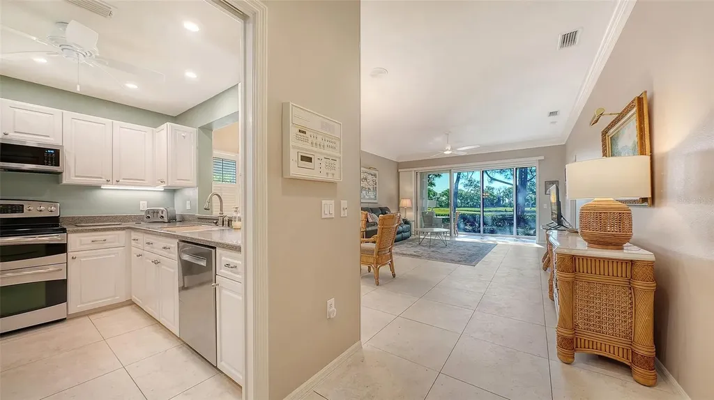 3410 Chelmsford Court Sarasota FL 34235