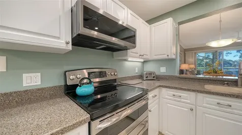 3410 Chelmsford Court Sarasota FL 34235