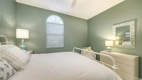 3410 Chelmsford Court Sarasota FL 34235