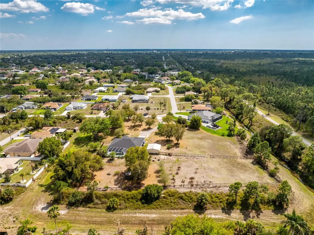 8444 Delong Avenue North Port FL 34291